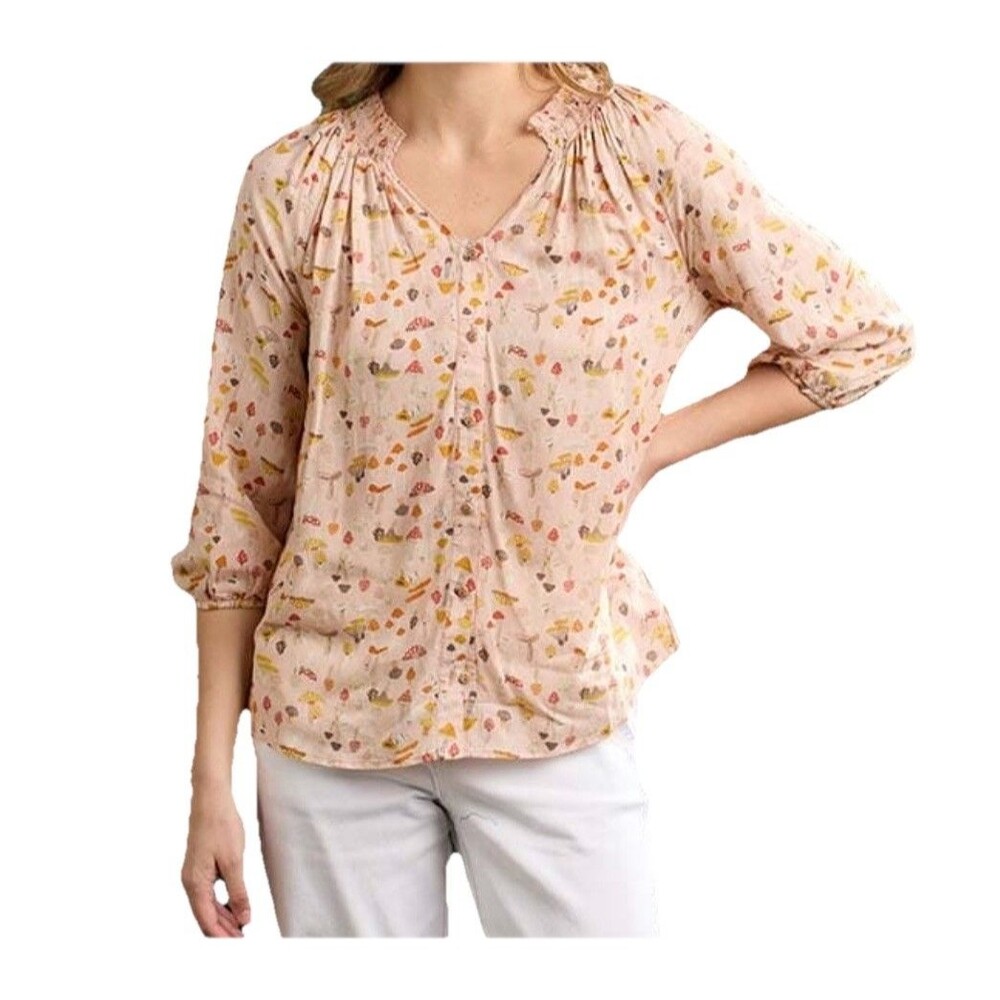 Wallpapher Blouse Size Medium